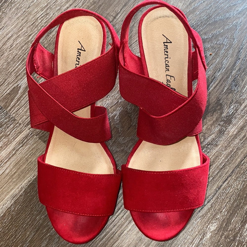 American eagle wedge sandals